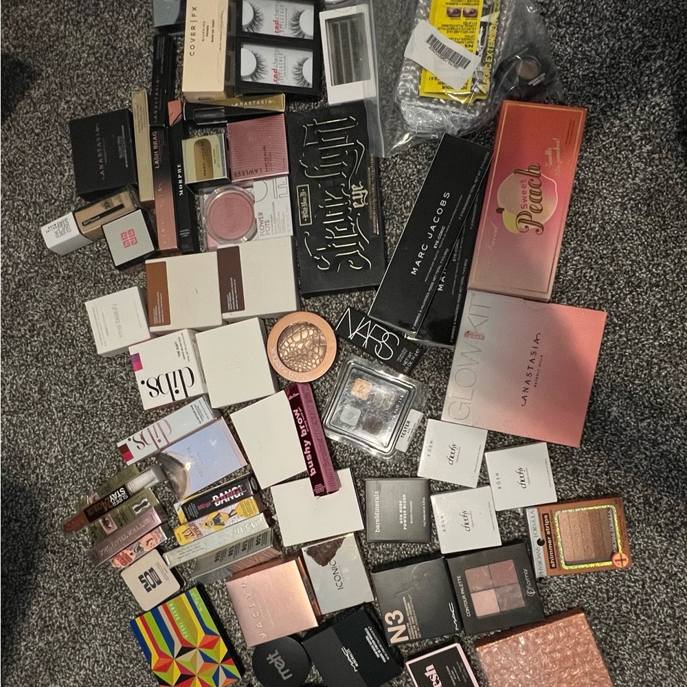 Assorted Makeup Collection